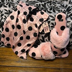 Victoria's Secret Slipper